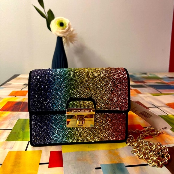 🌈 BETSEY JOHNSON-IN A DREAMWORLD CROSSBODY RAINBOW SPARKLER- NWT!!🌈 - Picture 3 of 11